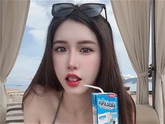 高颜值巨乳美女@艾熙 尺度私拍美乳合集