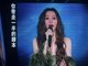 张靓颖演唱会意外从两米高舞台坠落下来